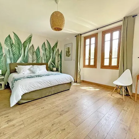 וילה D'une Capacite De 8 Personnes, Ce Se Situe A Tremolat, Petit Village Idealement Place Aux Portes Du Perigord Noir ! *